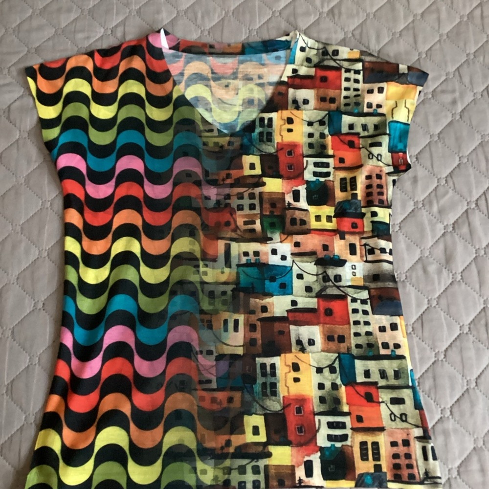 Energia Natural Women Size Med Brazilian Fravela Inspired Print Blouse‎